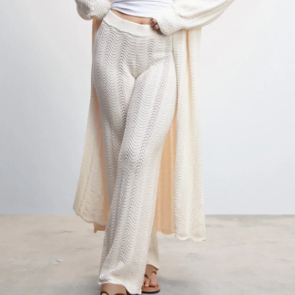 ***NWT***. RIPPLE STITCH KNIT SUMMER TROUSERS PANTS S-4/6 - Picture 6 of 8
